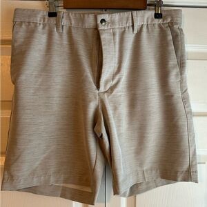 Callaway Golf Shorts Size 36